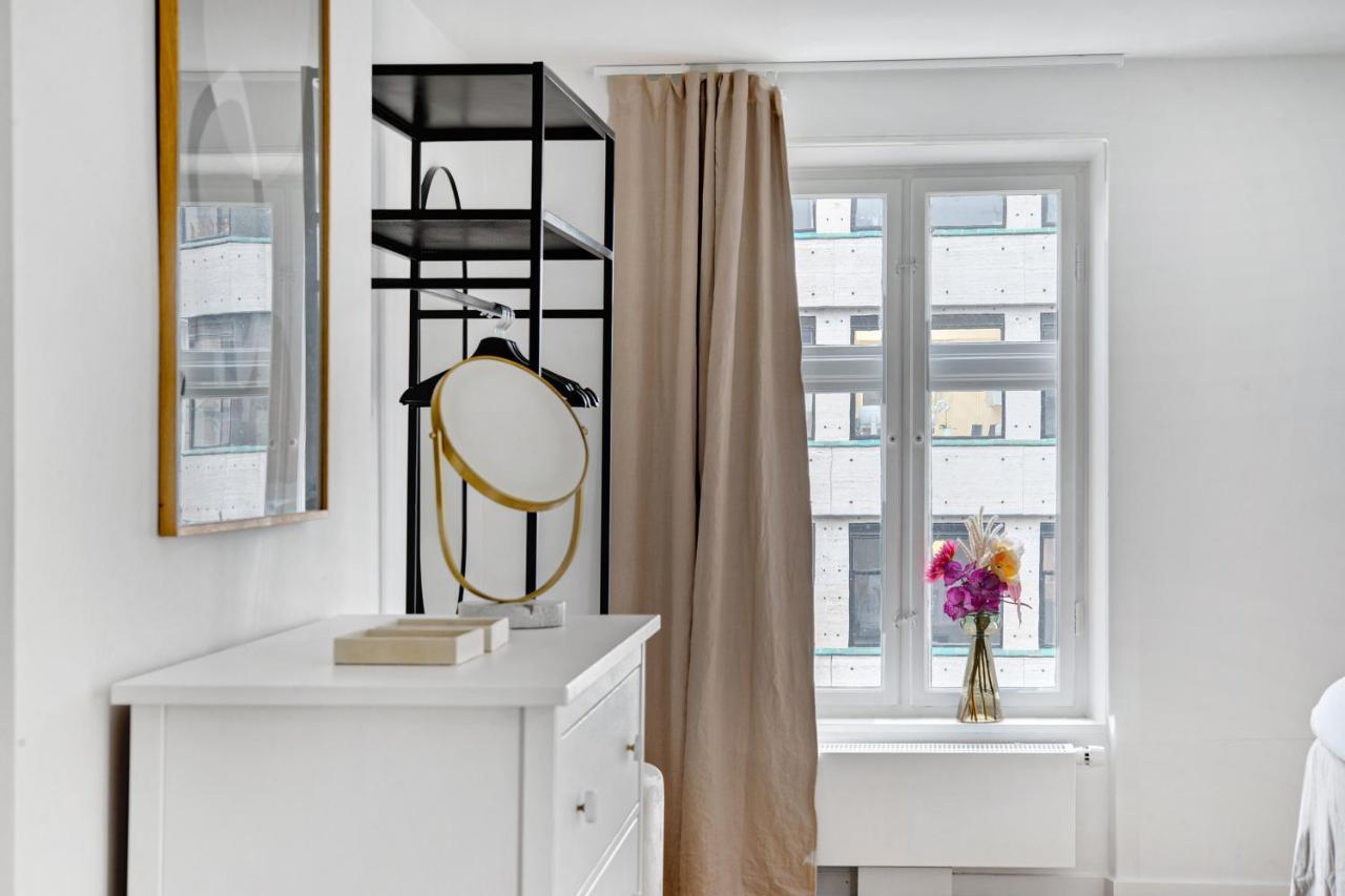 Sanders Regent - Chic Three-Bedroom Apartment Near Central Square Kopenhagen Bagian luar foto