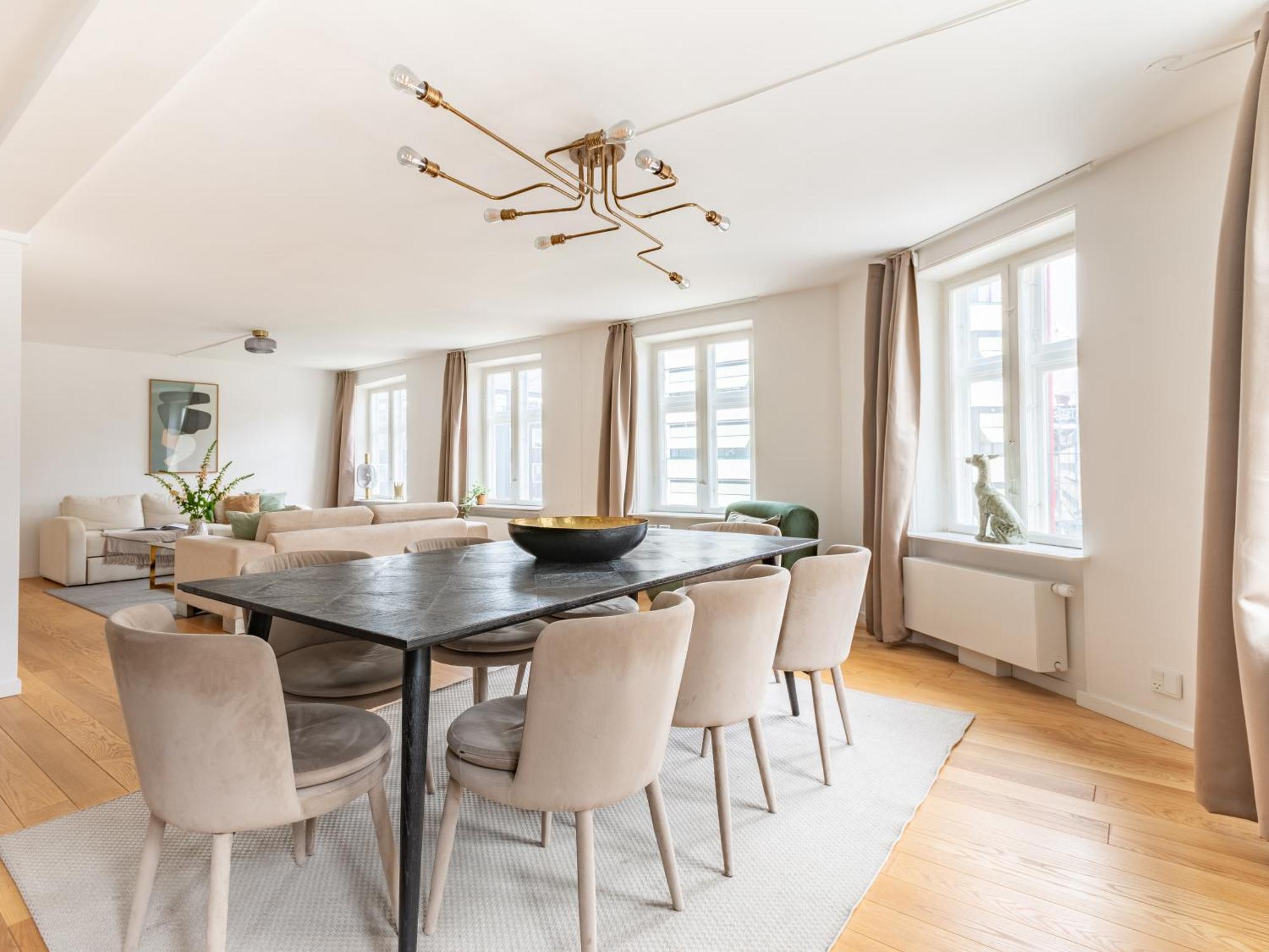 Sanders Regent - Chic Three-Bedroom Apartment Near Central Square Kopenhagen Bagian luar foto
